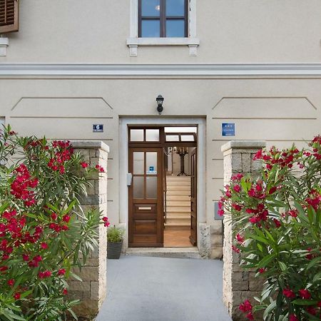 Apartments Bonaparte Пореч Екстериор снимка