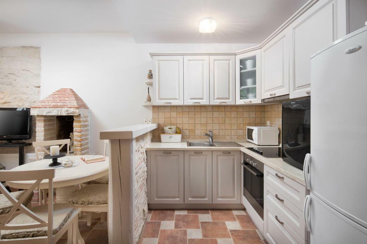 Apartments Bonaparte Пореч Екстериор снимка