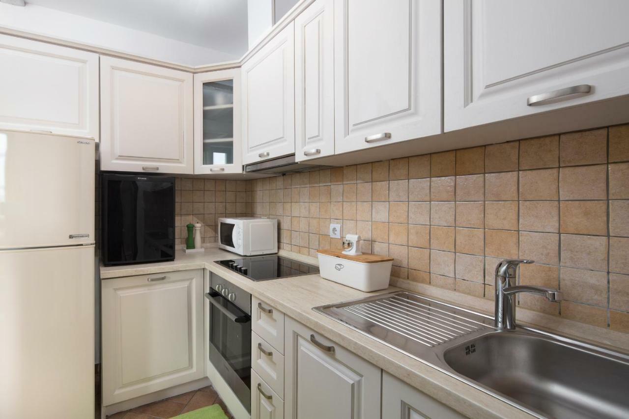 Apartments Bonaparte Пореч Екстериор снимка