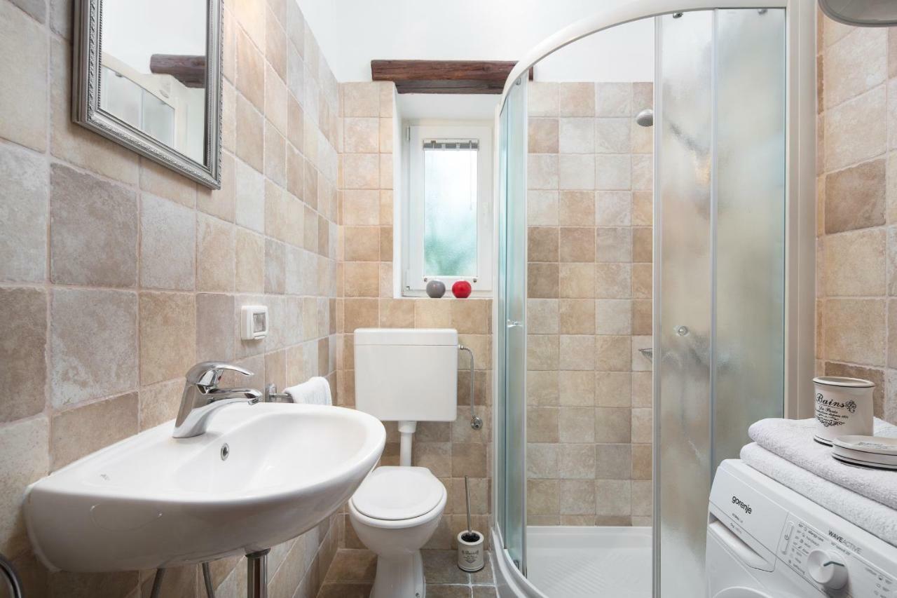 Apartments Bonaparte Пореч Екстериор снимка