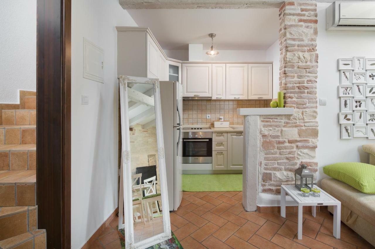 Apartments Bonaparte Пореч Екстериор снимка