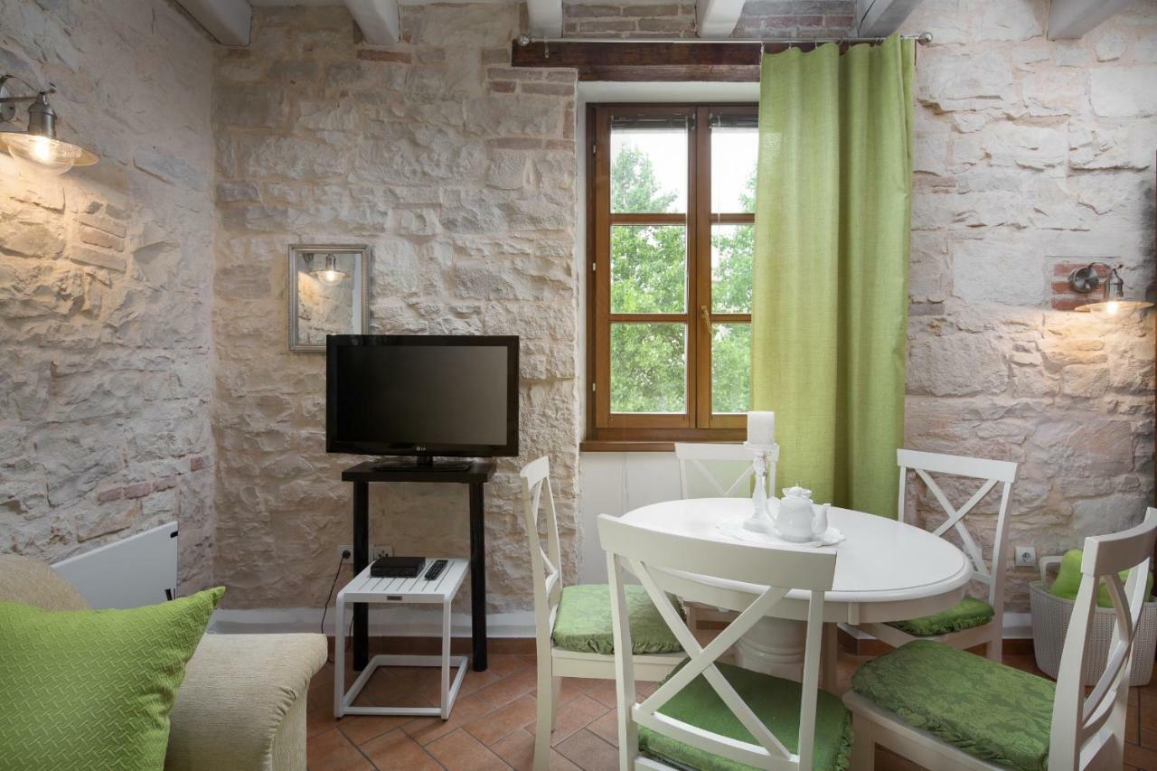 Apartments Bonaparte Пореч Екстериор снимка